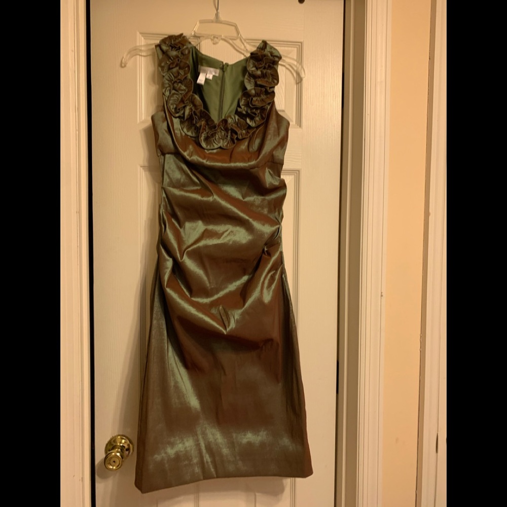 Sleeveless satiny ruffled dress